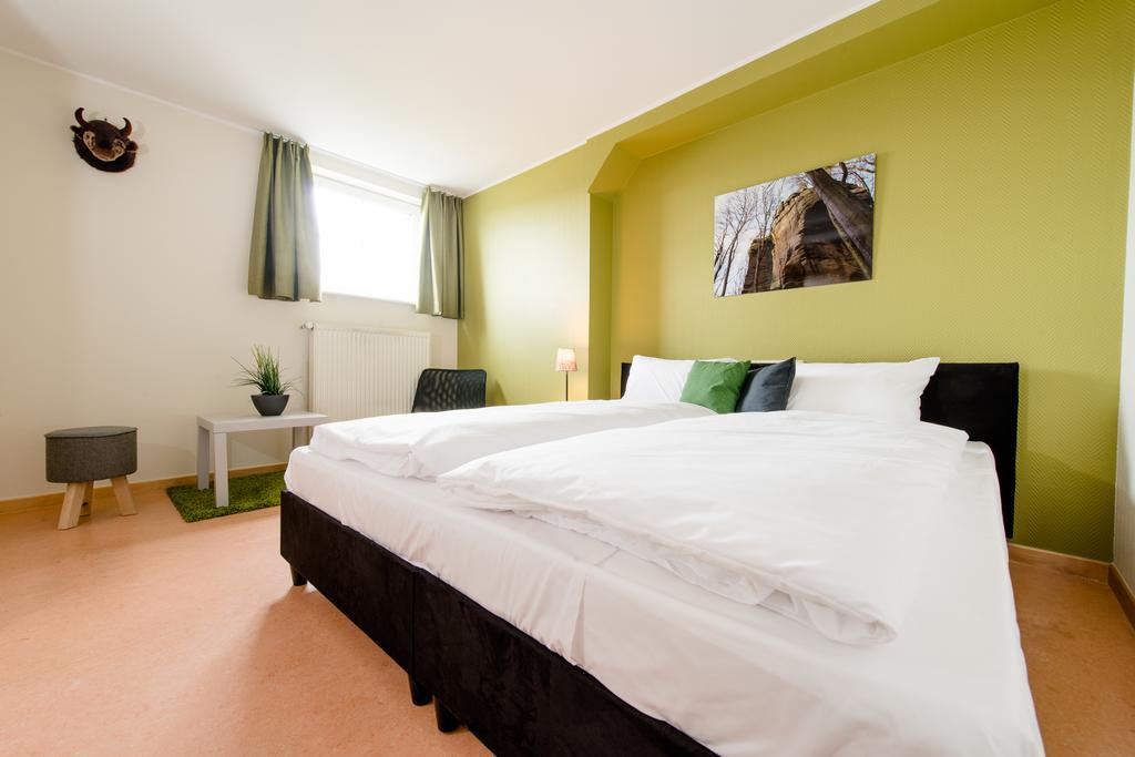 Trail-Inn Natur & Sporthotel Berdorf Ruang foto